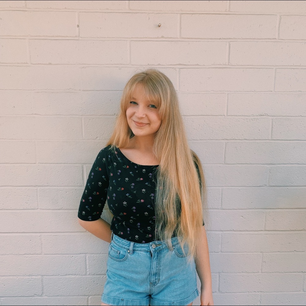 Meet your Posher, Kellie